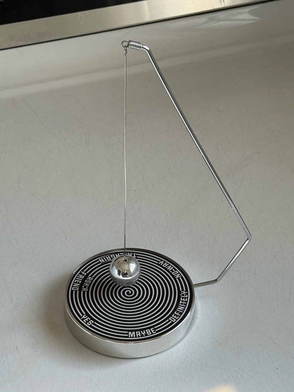 Modern Silver Plastic Magnetic Fortune Decision Maker Novelty Gift Item